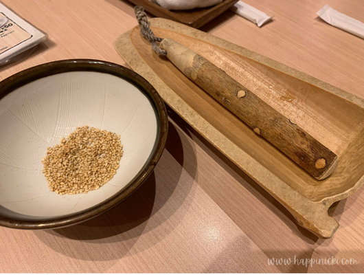 tonkatsu, sesame seeds, ground sesame seeds