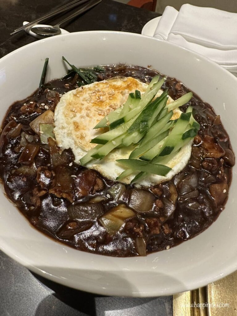 jjajangmyeon, korean noodles, black bean noodles, egg, fried egg, goryeo
