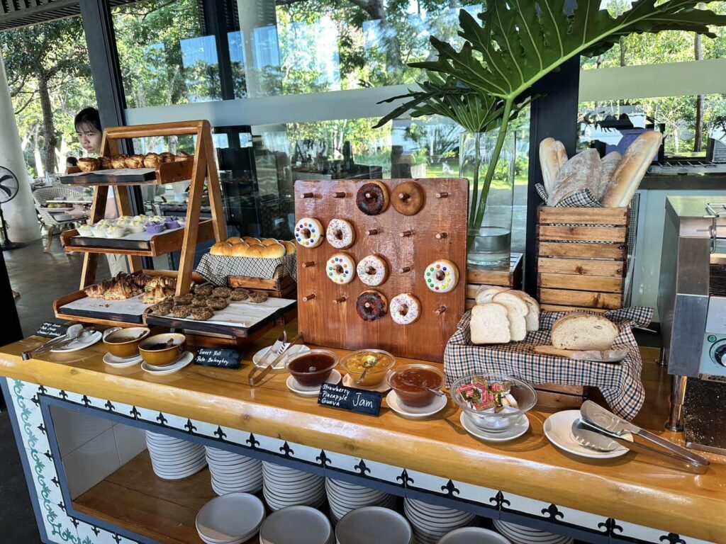 saffron breakfast buffet, amorita breakfast buffet, saffron restaurant