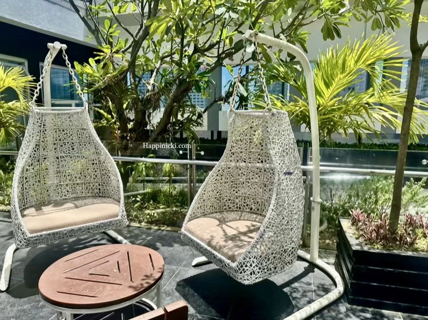 Want a Private Cinema? Try Makati Diamond Residence